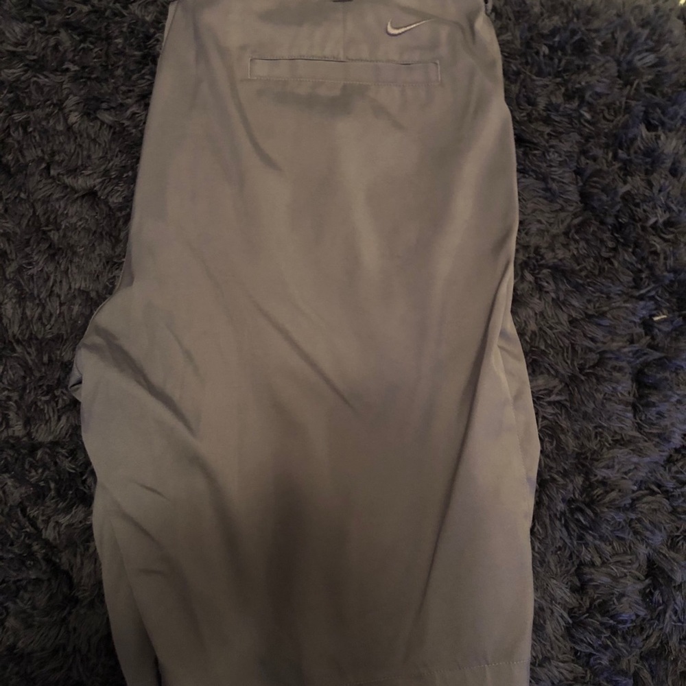 Nike golf shorts 34